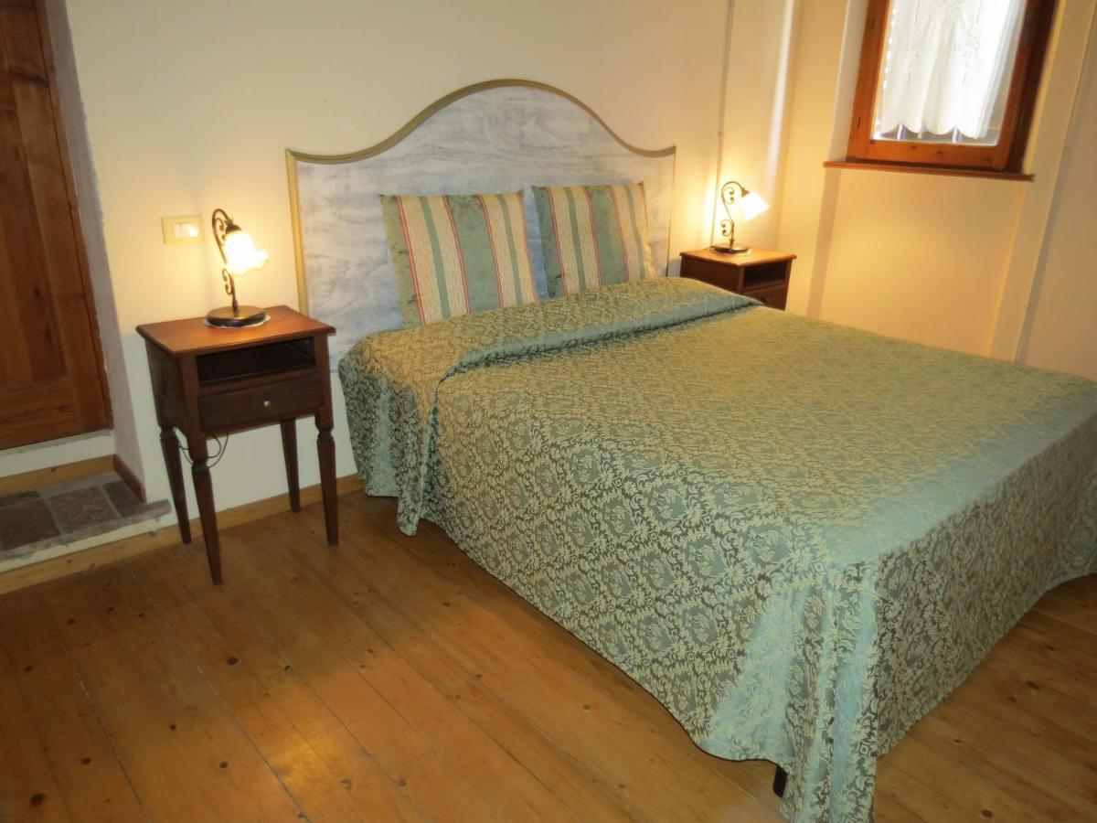 Agriturismo Borgo Del Papa Badia  Buitenkant foto