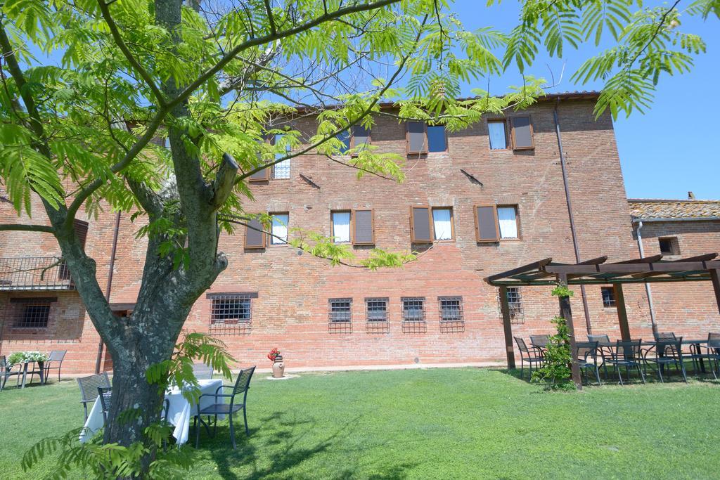 Agriturismo Borgo Del Papa Badia  Buitenkant foto