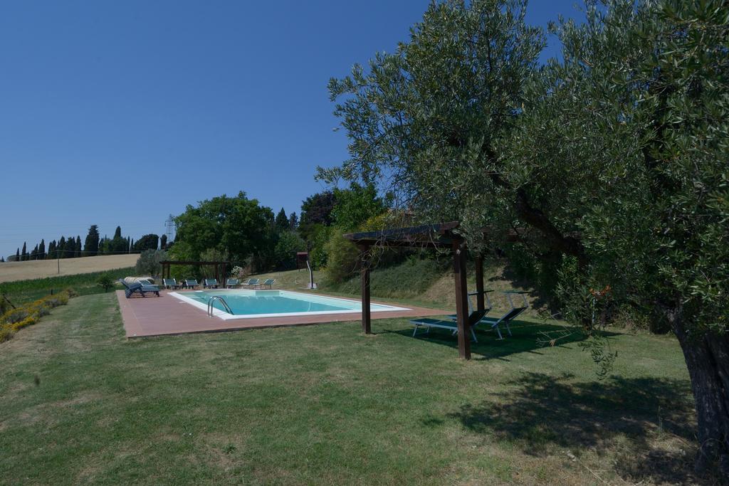 Agriturismo Borgo Del Papa Badia  Buitenkant foto
