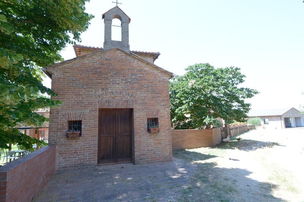 Agriturismo Borgo Del Papa Badia  Buitenkant foto