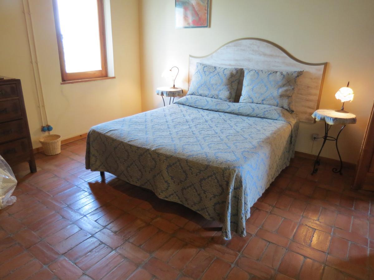 Agriturismo Borgo Del Papa Badia  Buitenkant foto