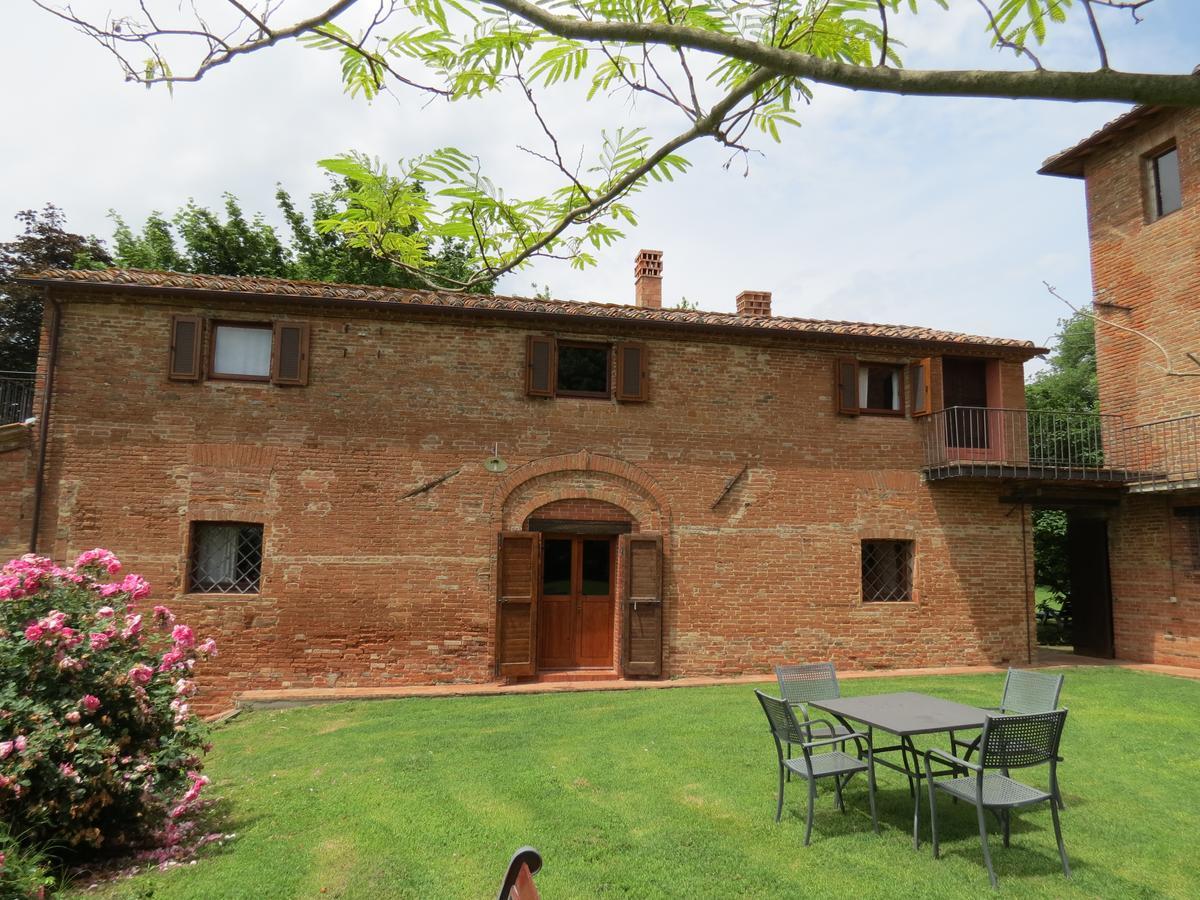 Agriturismo Borgo Del Papa Badia  Buitenkant foto