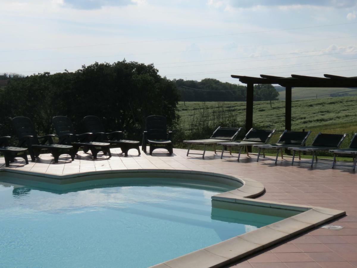 Agriturismo Borgo Del Papa Badia  Buitenkant foto